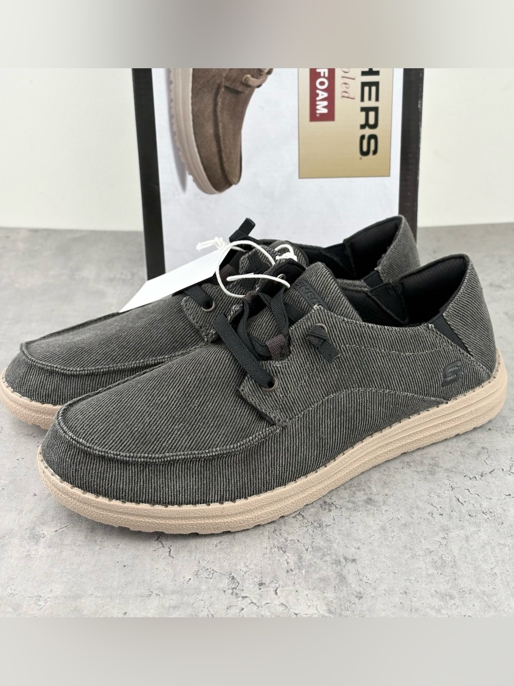 skechers men’s Slip On Air Cooled memory foam Shoes Size 8 New In Box Black